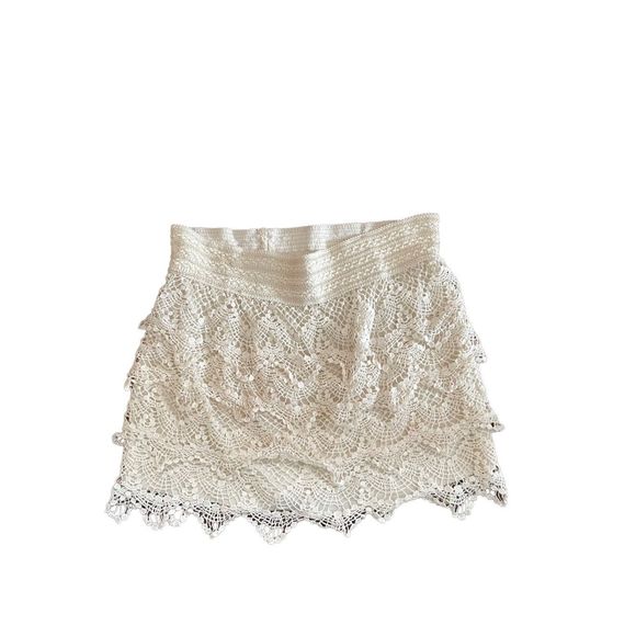 American Rag Dresses & Skirts - Lace Skirt American Rag EUC